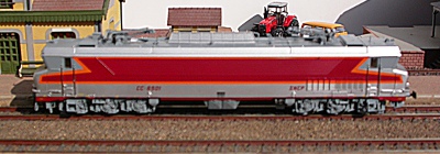 Jouef: electric locomotive CC 6500 SNCF metallic frame