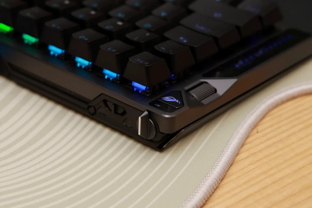 ROG Falcata Gaming Keyboardレビュー！ 磁気スイッチ搭載の高性能分割