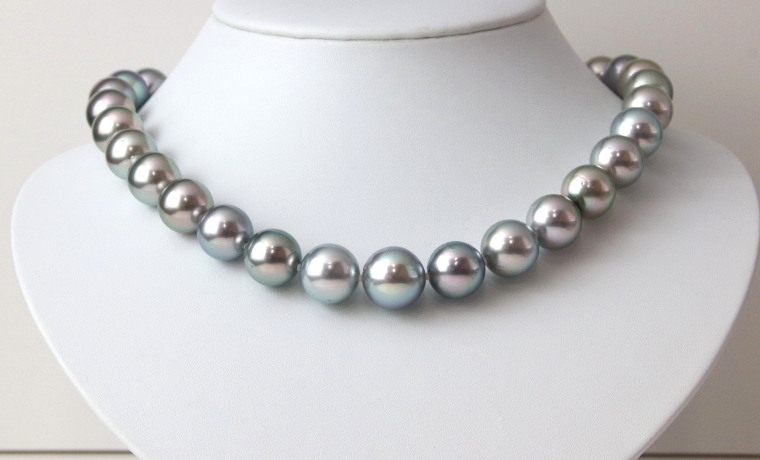 黒蝶真珠”オーシャングレー”ネックレス【大きさ12.2-14.6㎜】＜189-1