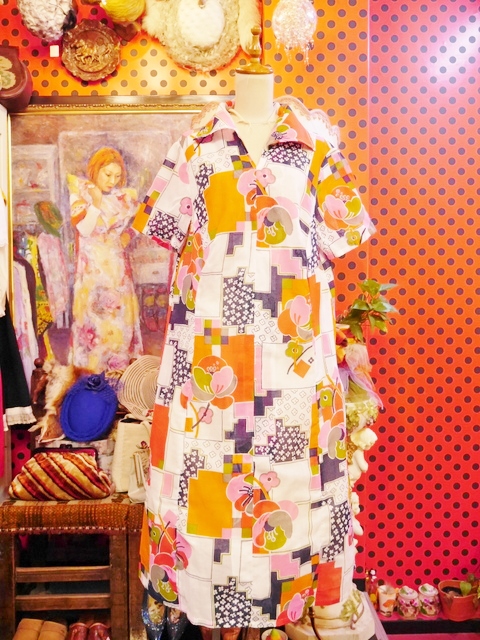 ヨーロッパ古着60s和レトロモダン花柄ワンピース | 大阪・阿部野の