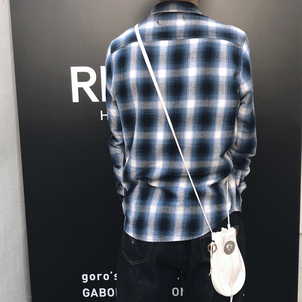 1128【白x金】(原宿SV)