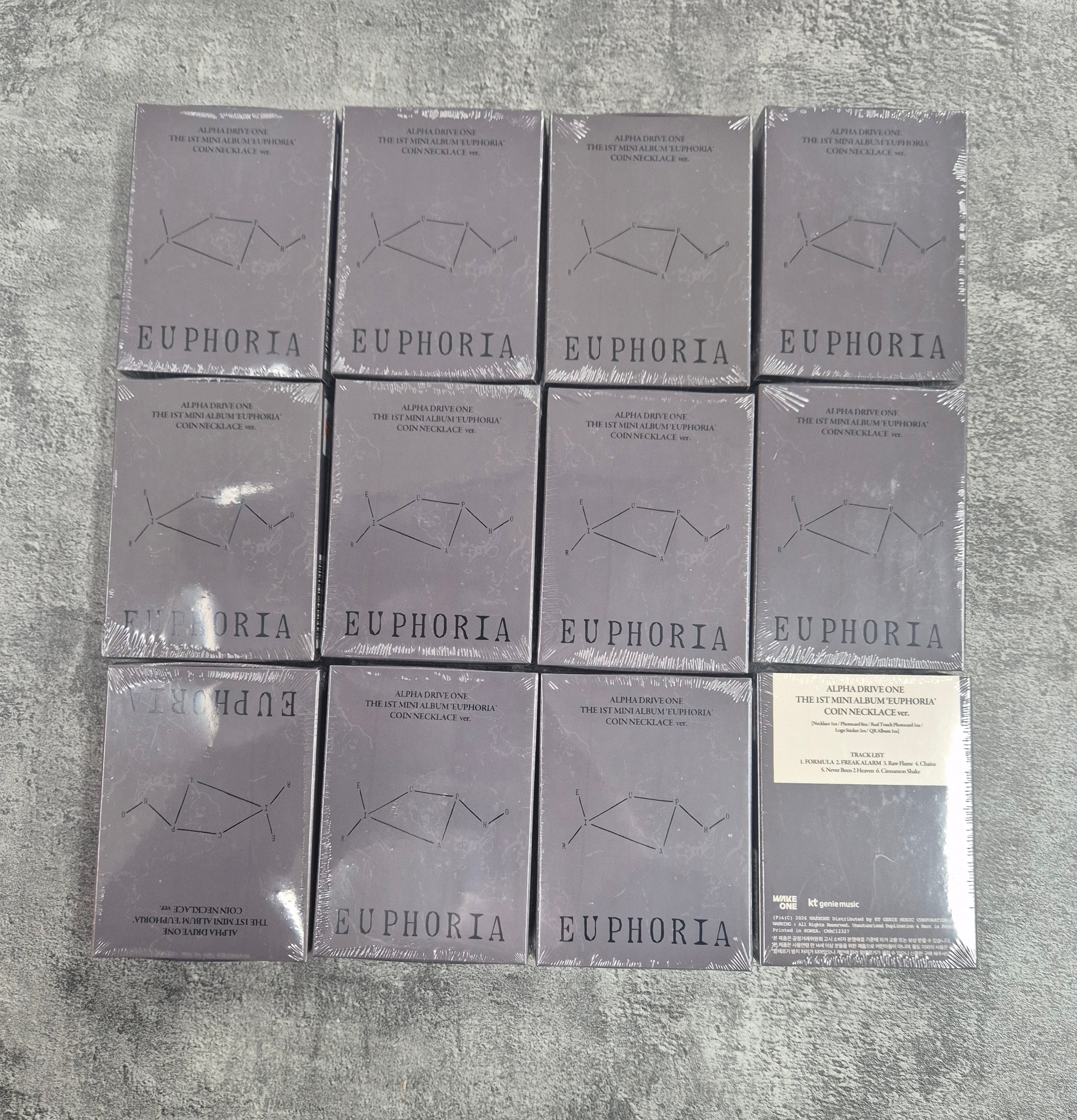 ALPHA DRIVE ONE - 1st Mini Album 'EUPHORIA' (COIN NECKLACE ver