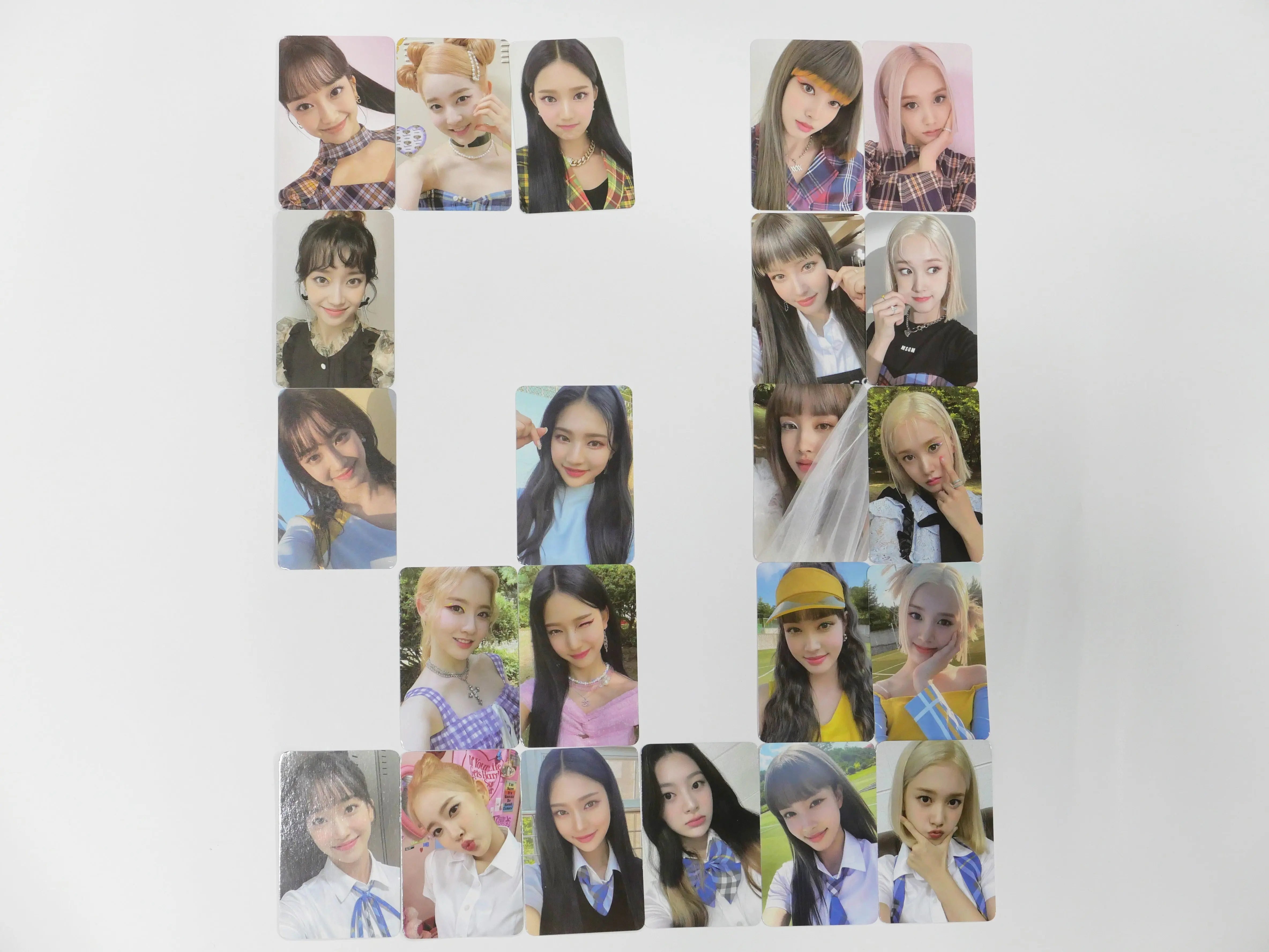 StayC 'STEREOTYPE' - Official Photocard [Seeun,Yoon,J