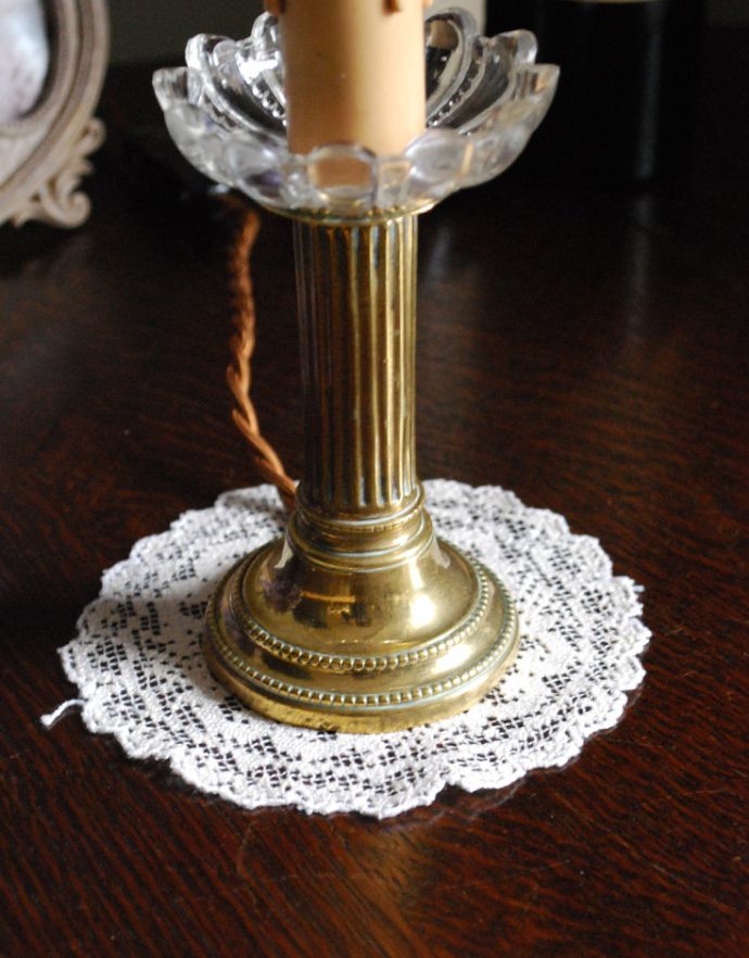 フランスから届いたキャンドルホルダータイプのテーブルランプ(d-1185