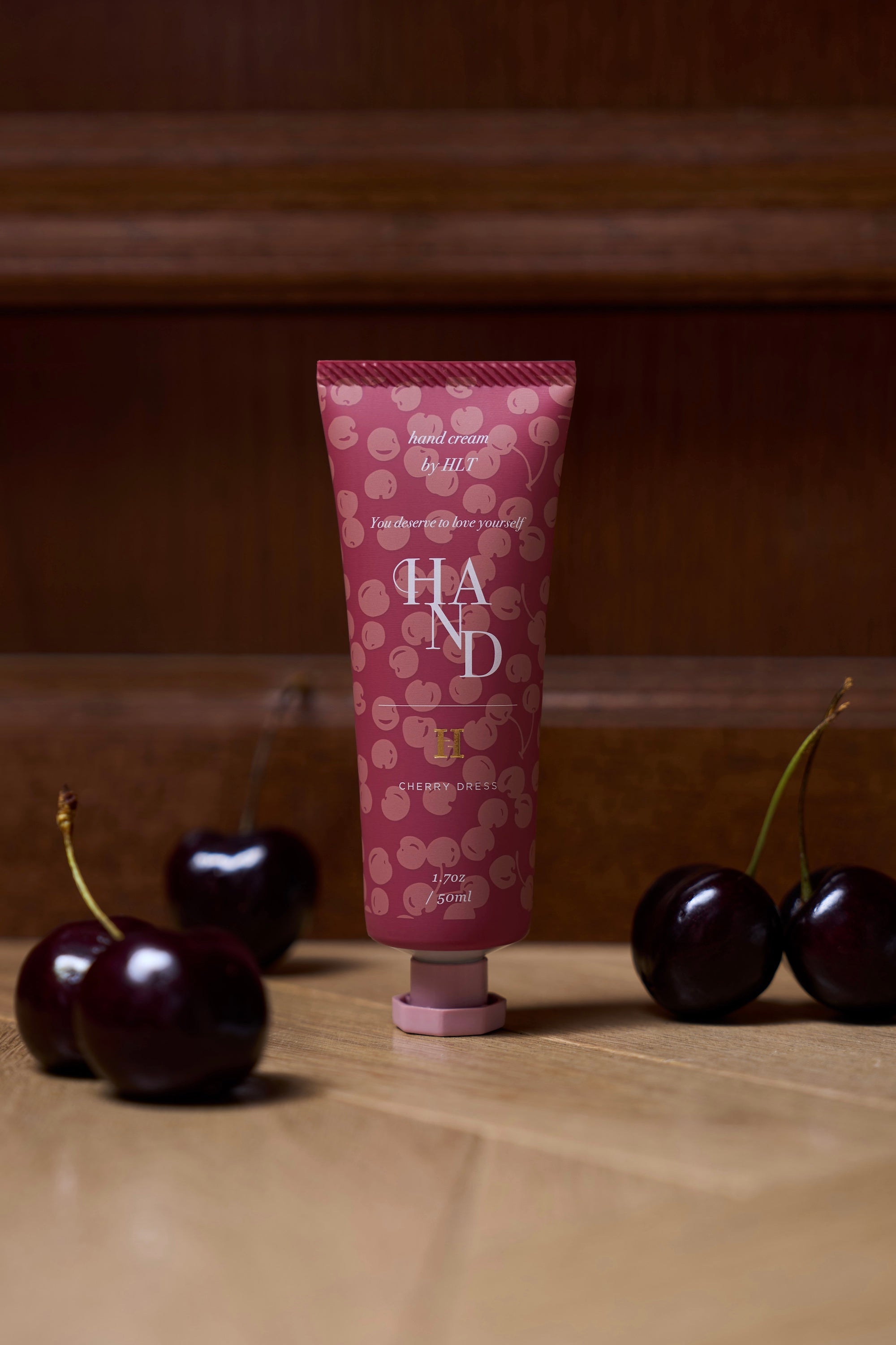 RICH HAND CREAM - CHERRY DRESS -