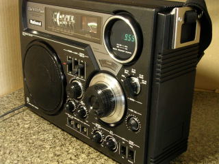 RF-2600☆BCLラジオ