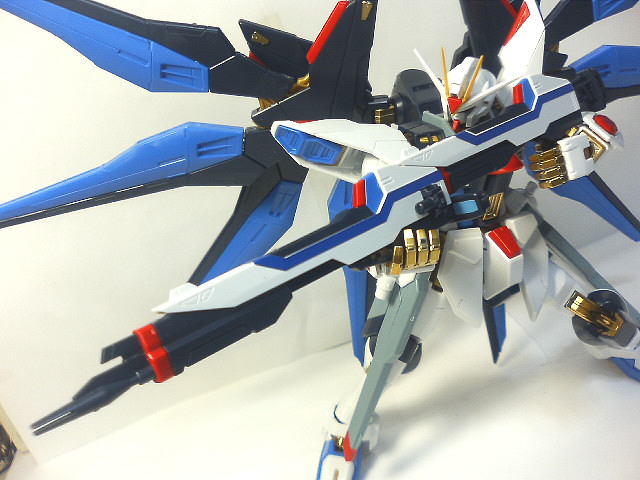 MG ストライクフリーダムガンダム フルバーストモード: ブログっぽい