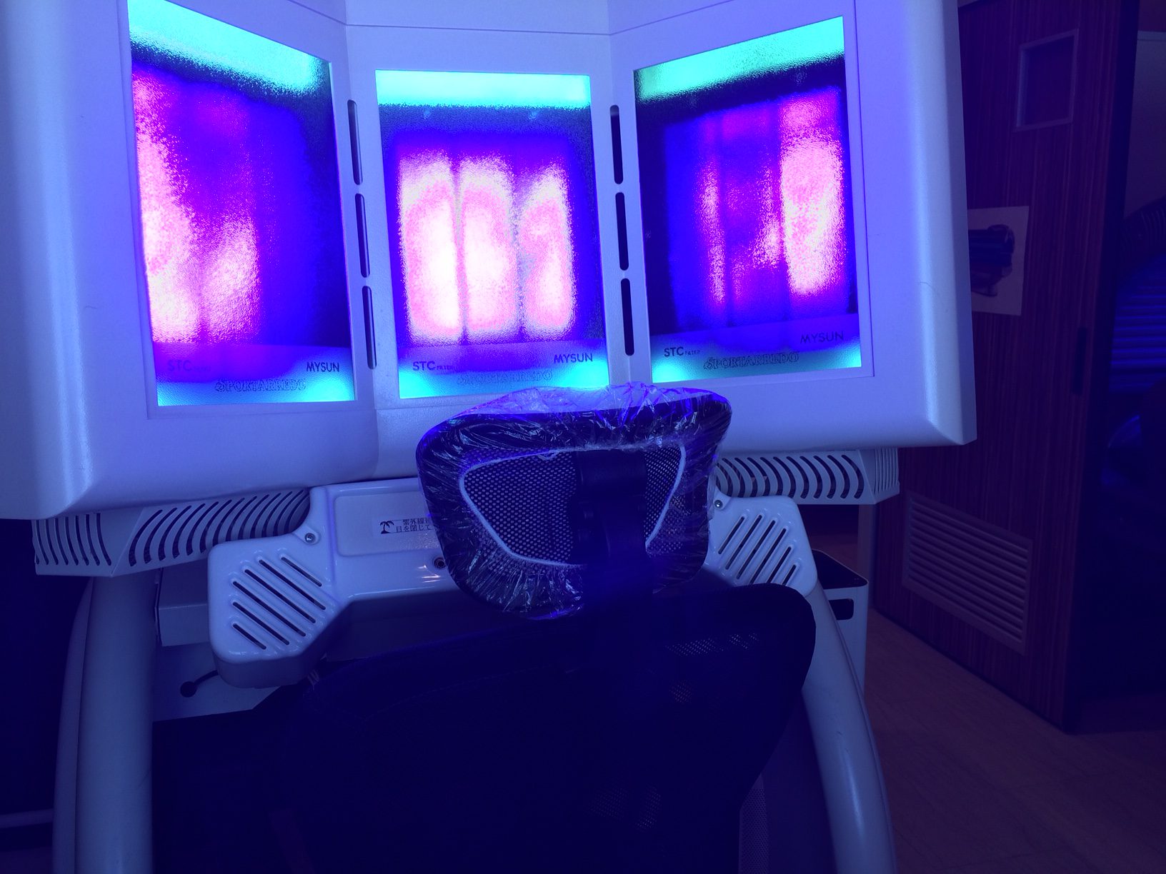 首・デコルテの焼き方🌴✨ | 岡山の日焼けサロン HOT RIPPER ホット