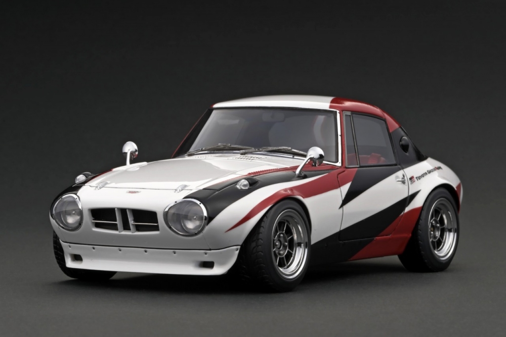 2種の1/18スケール「トヨタスポーツ800（ノブハチ)」をピックアップ