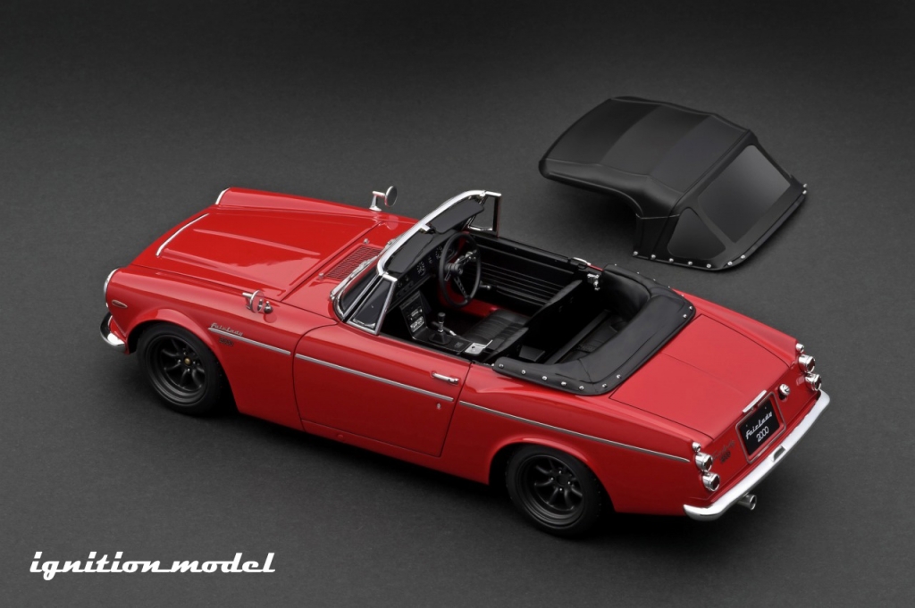 新作公開！ 1/18スケール「フェアレディZ（Z32）2by2」カラーサンプル