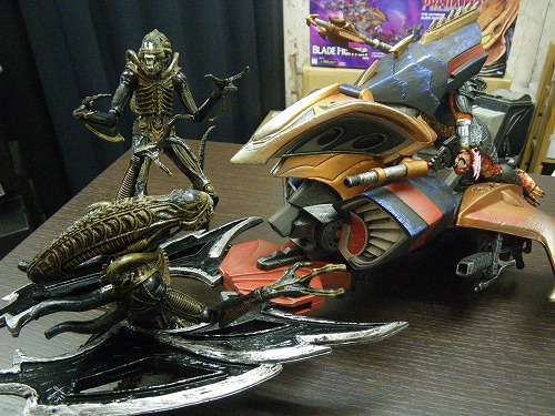プレデターの必殺ビークル！！ネカの新作『ブレード・ファイター』を