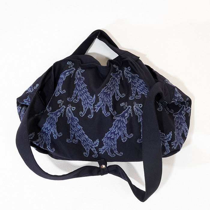 ミナペルホネンwolf&flowerボディバッグ（S）navy | Lin total fashion