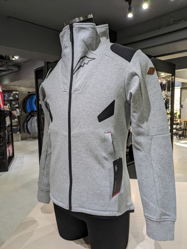 新作アーカナトラックジャケット入荷してます！！！！ ：KUSHITANI