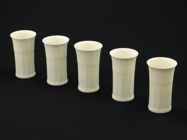 加藤渓山 牙黄磁・しのぎこっぷ 5客 | 坂井春明堂