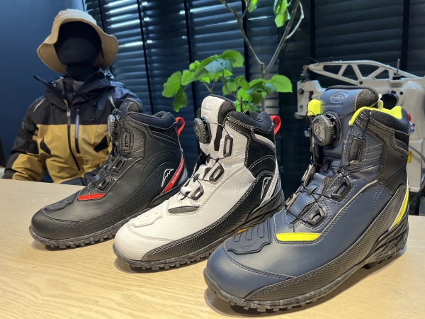 2022-23年 秋冬新商品 K-4565 アドーネシューズ一部サイズ入荷の