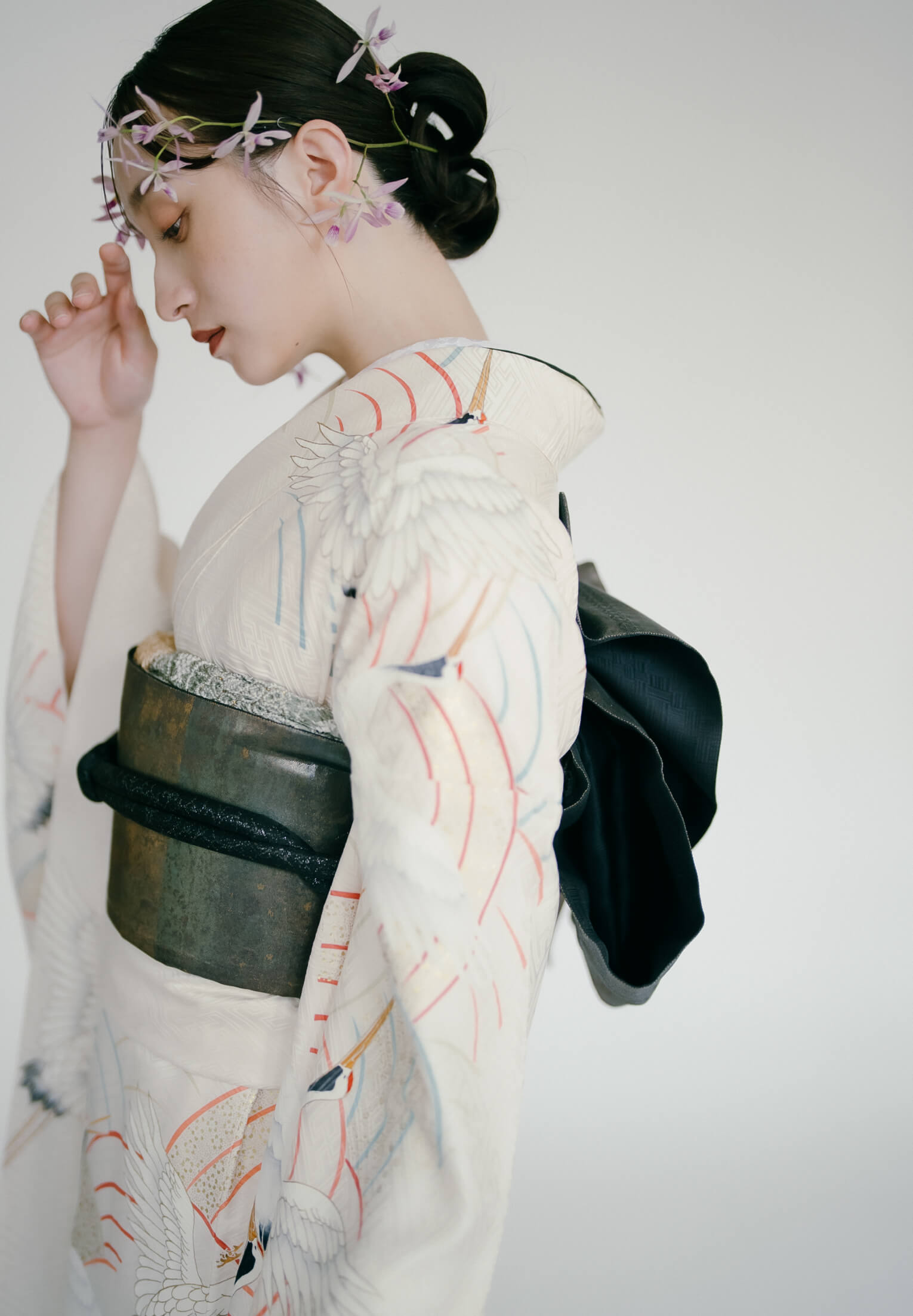 幸せの鶴と青海波｜成人式前撮り・振袖レンタルのイロドリキモノ