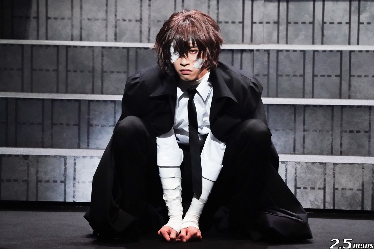 オフィシャルレポート】舞台「文豪ストレイドッグス 太宰、中也、十五