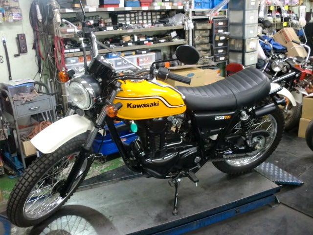 カワサキ 250TR マフラー＆フェンダー カスタム！！ | 本庄市の