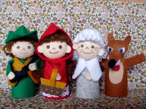 フェルト指人形「赤ずきんちゃんセット」の型紙がオークションへ出品