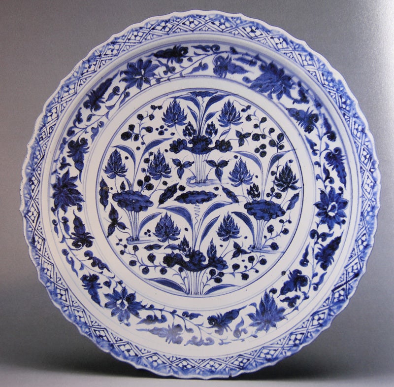 中国美術品 景徳鎮 元時代～明時代 青華 辰砂 陽刻浮彫細工 元染付写し