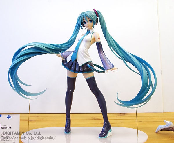 FREEing（フリーイング）1/4 VOCALOID3 初音ミクV3 デコマス撮り下しご
