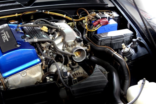 S2000 AP1 2.2Lチューニング車にビッグスロットルの装着でユーザー様の