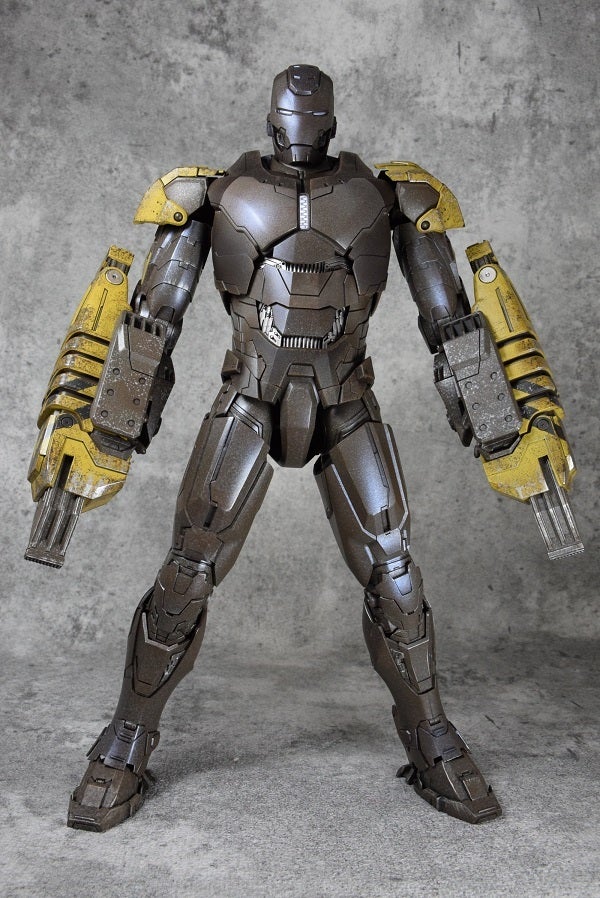 HOTTOYS アイアンマン3 アイアンマン・マーク25 ストライカー レビュー