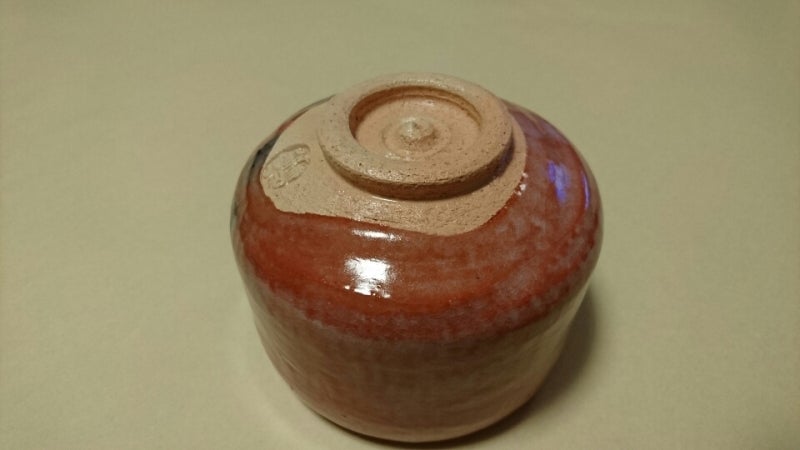 京焼・三代 井上春峰さんの赤楽茶碗です。 | 民芸、茶の湯の陶器の世界