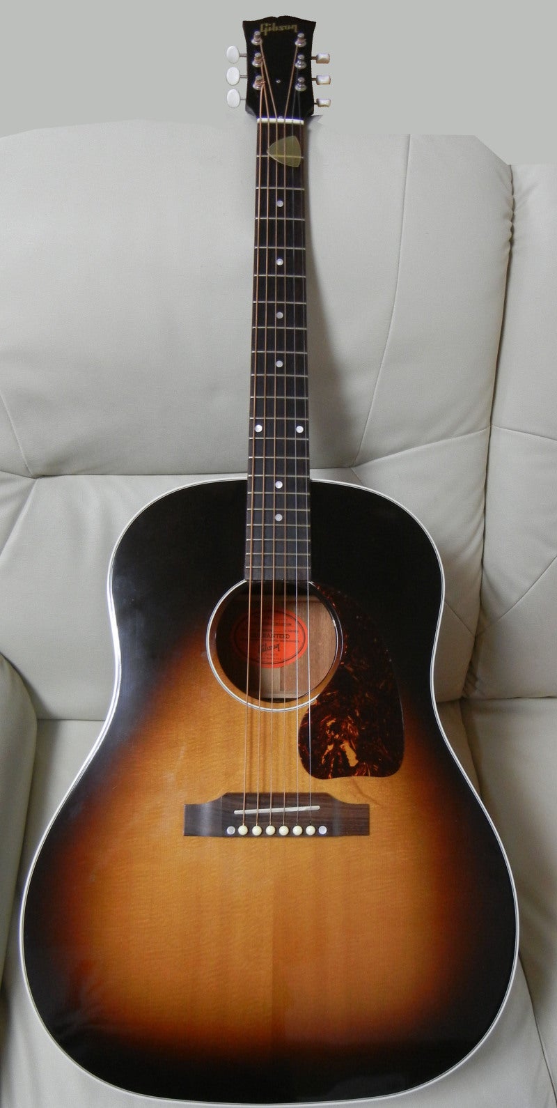 Gibson J-45 Historic Collection | Guitar Player!!