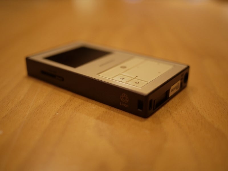 amadana SAL デザイン家電ブランド”アマダナ”のポケットビデオカメラVC