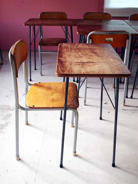 小学校の机の天板×鉄脚で？！ | 浅草橋駅徒歩2分のハンドメイド