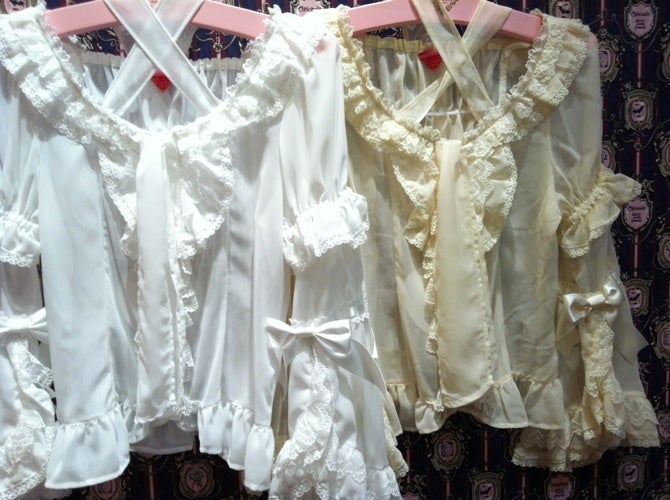 136☆418 シフォンプリンセスドレスブラウス | BABY,THE STARS SHINE