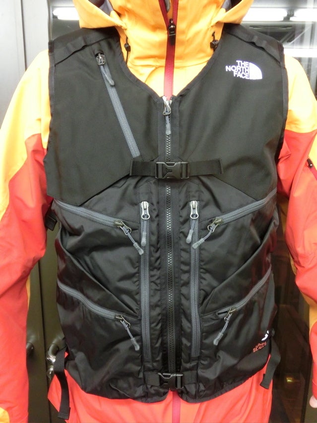 THE NORTH FACE「パウダーガイドベスト」改良されました | townpump