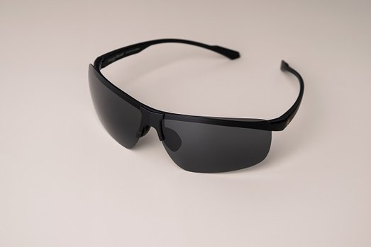 スポーツサングラスChange Master 偏光レンズ（黒フレーム） – Makuake