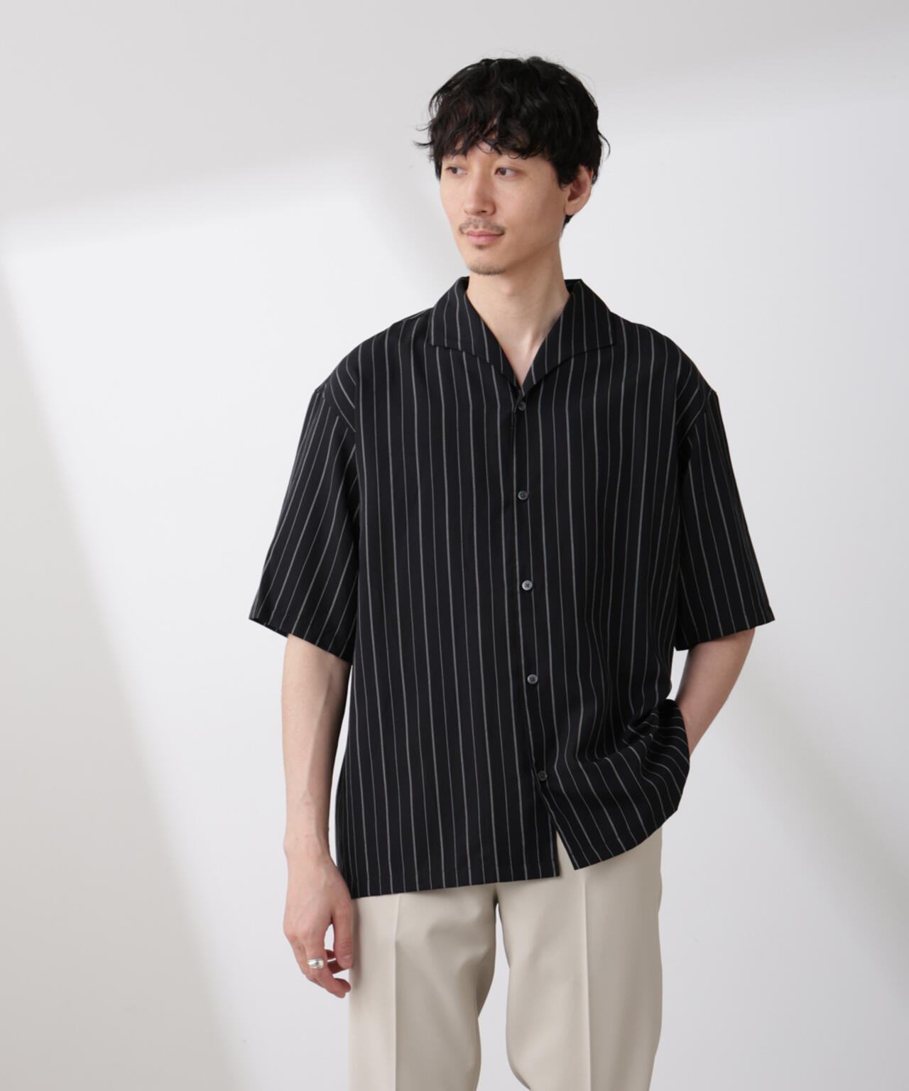 リネンブレンドピンストライプワイドカラーシャツ（セットアップ可)