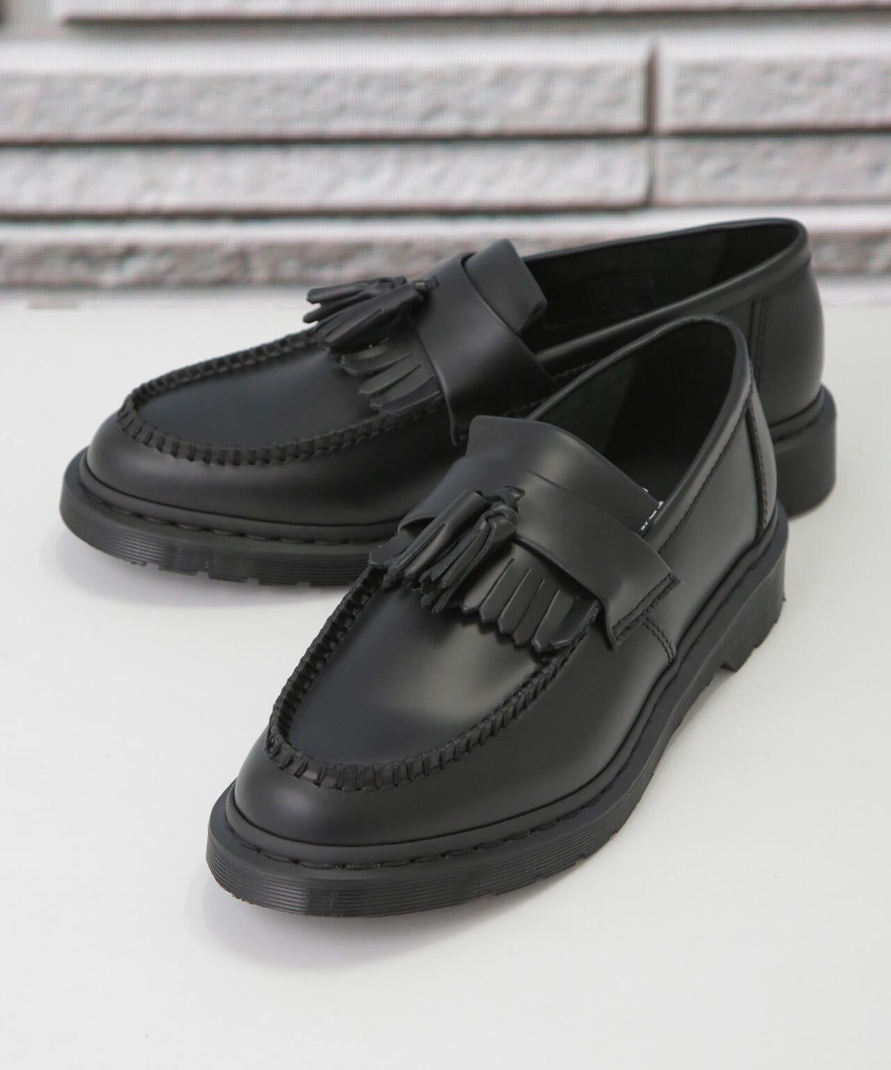 Dr.Martens / Adrian Mono