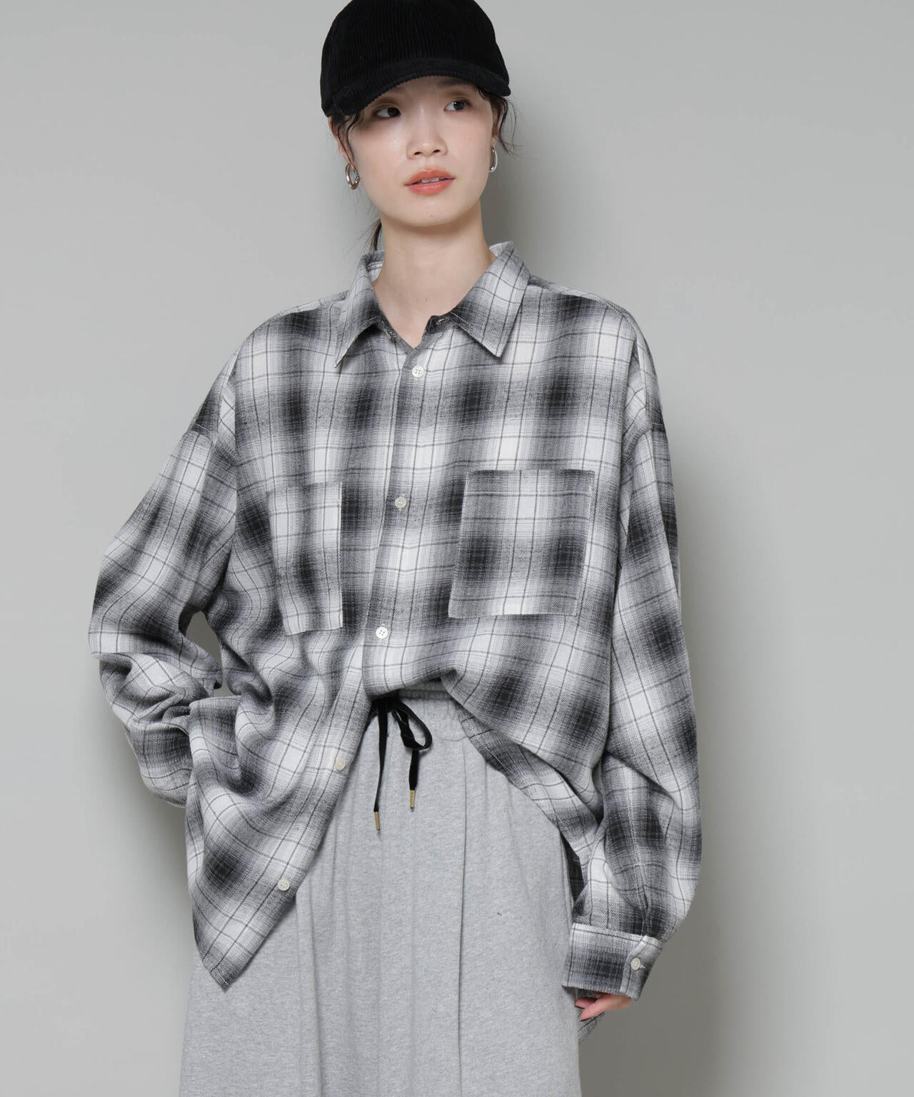 オーバーサイズ チェックシャツ