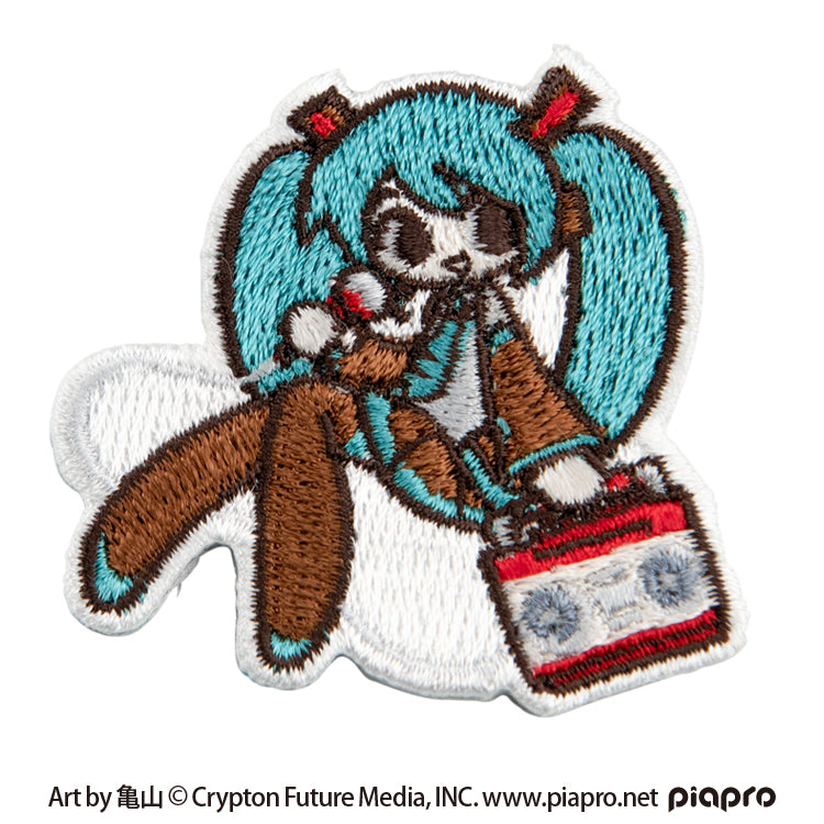 初音ミク 刺繍ステッカー (初音ミク Art by 亀山 ラジカセ) – GRAPHT