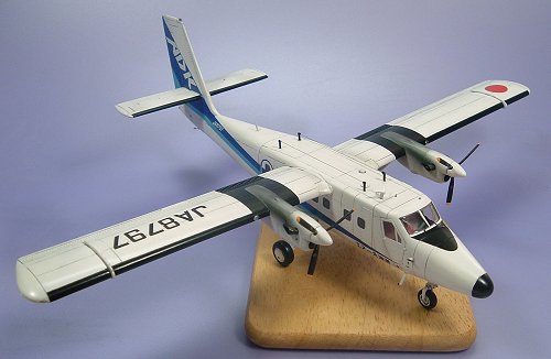 DHC-6－300ツインオッター（JA8797）