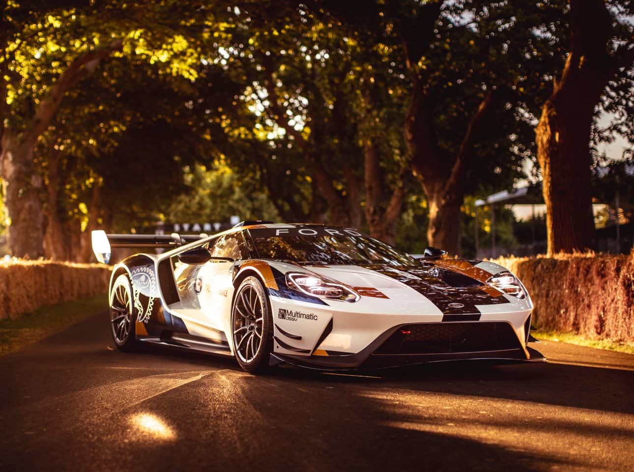 フォード GT Mk2 120万ドルのサーキット専用車! – 車知楽