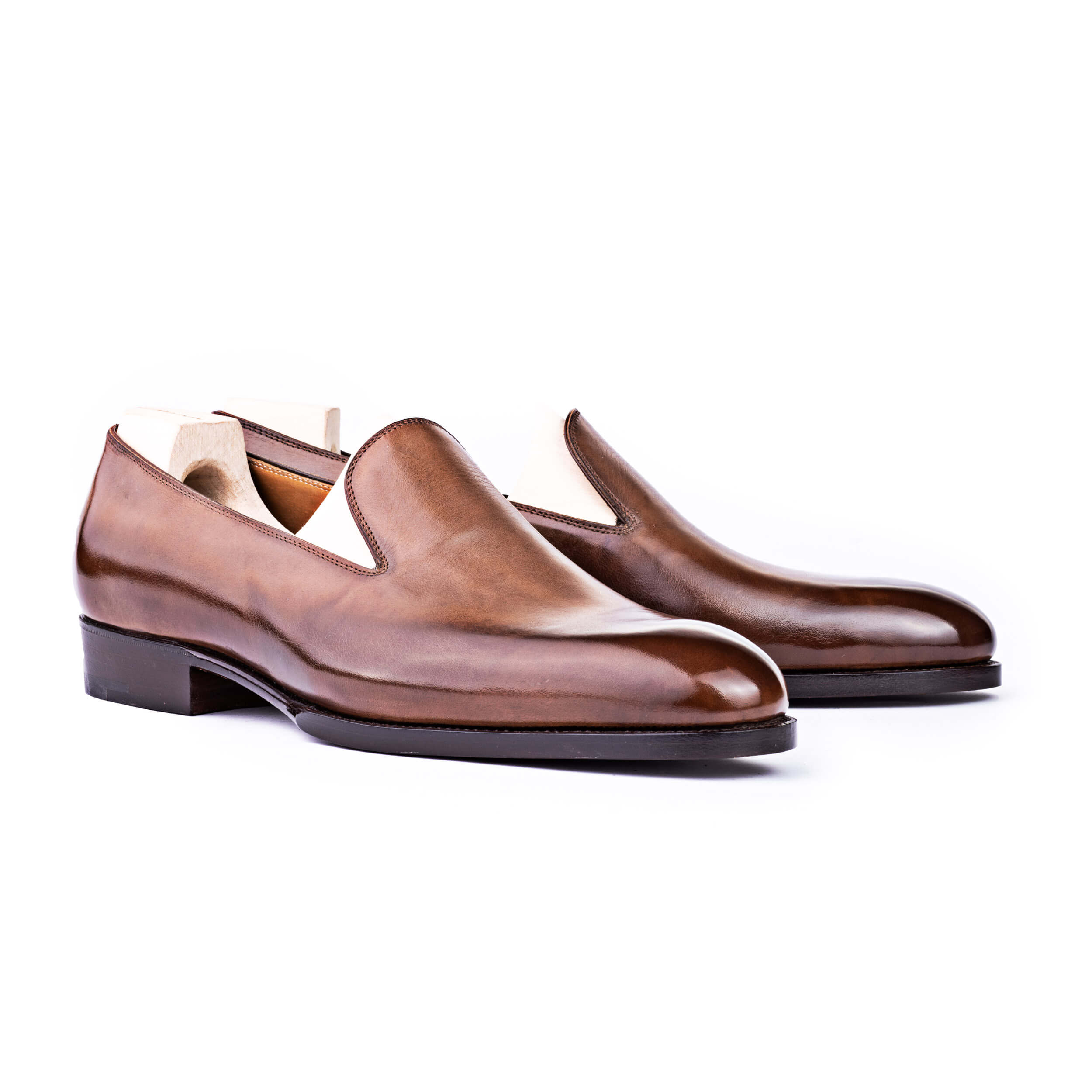 Plain Loafer in mid brown Crust calf leather – Saint Crispin's
