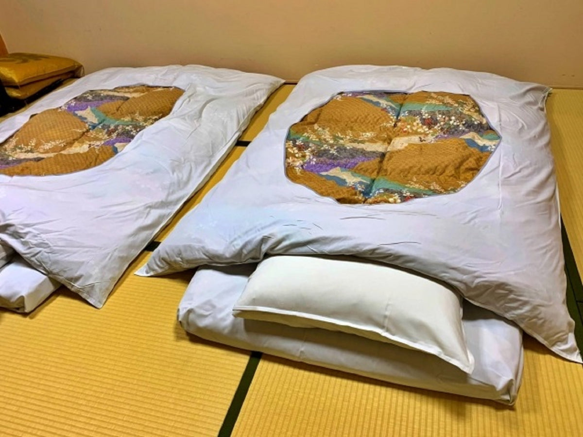 婚礼布団はもう古い？風習が廃れた理由や喜ばれる寝具選びのポイント