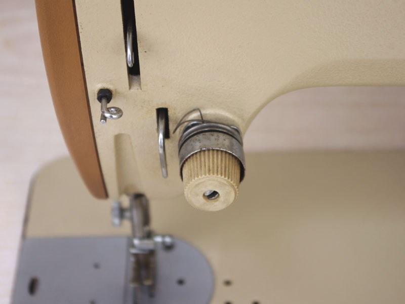 No.156 JUKI TL-72 ジューキ製 職業用足踏みミシン：アンティーク