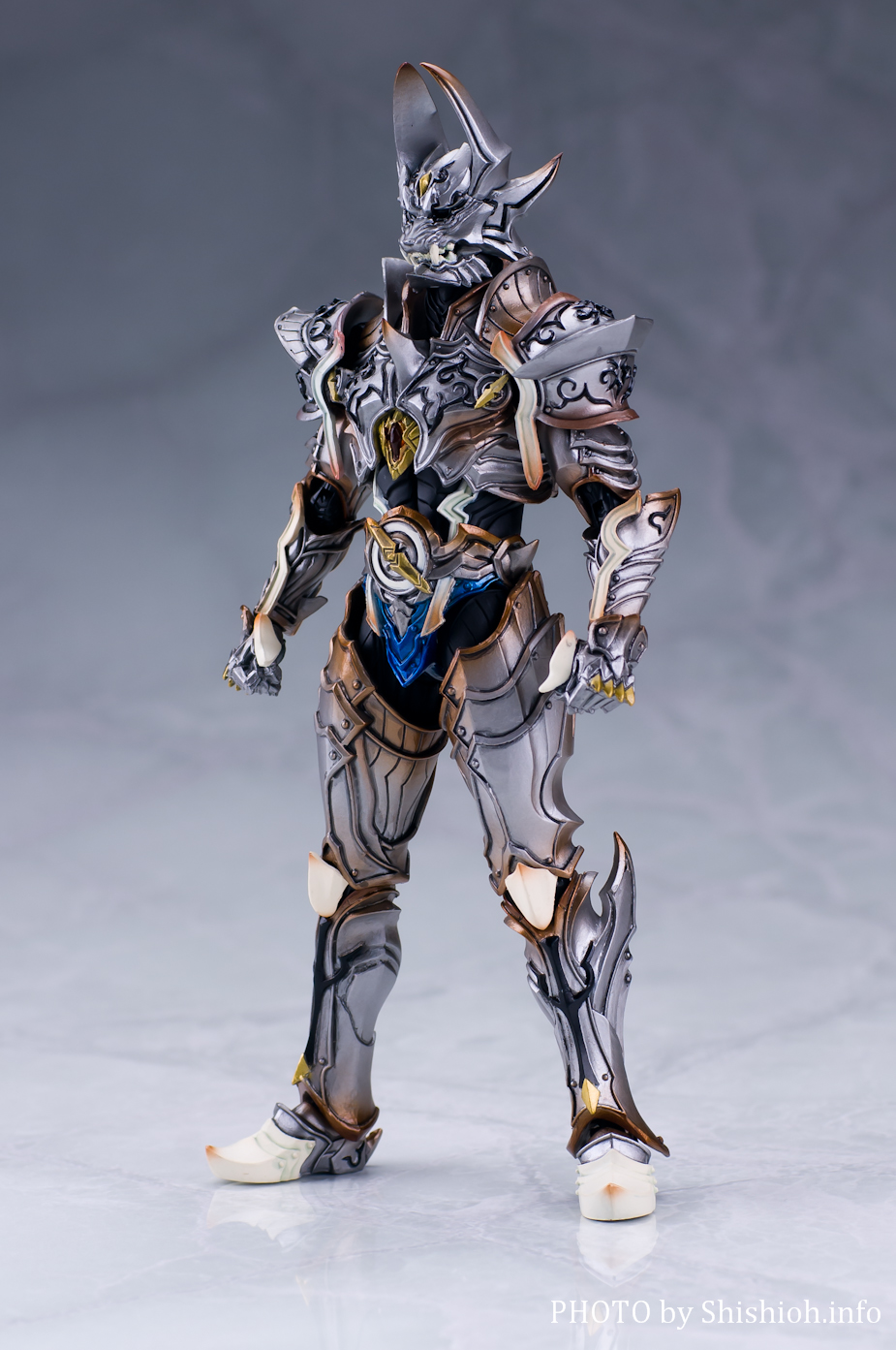 魂ウェブ 牙狼フィギュア 銀牙騎士ゼロ 暗黒騎士キバ 箱あり 最終値下げ