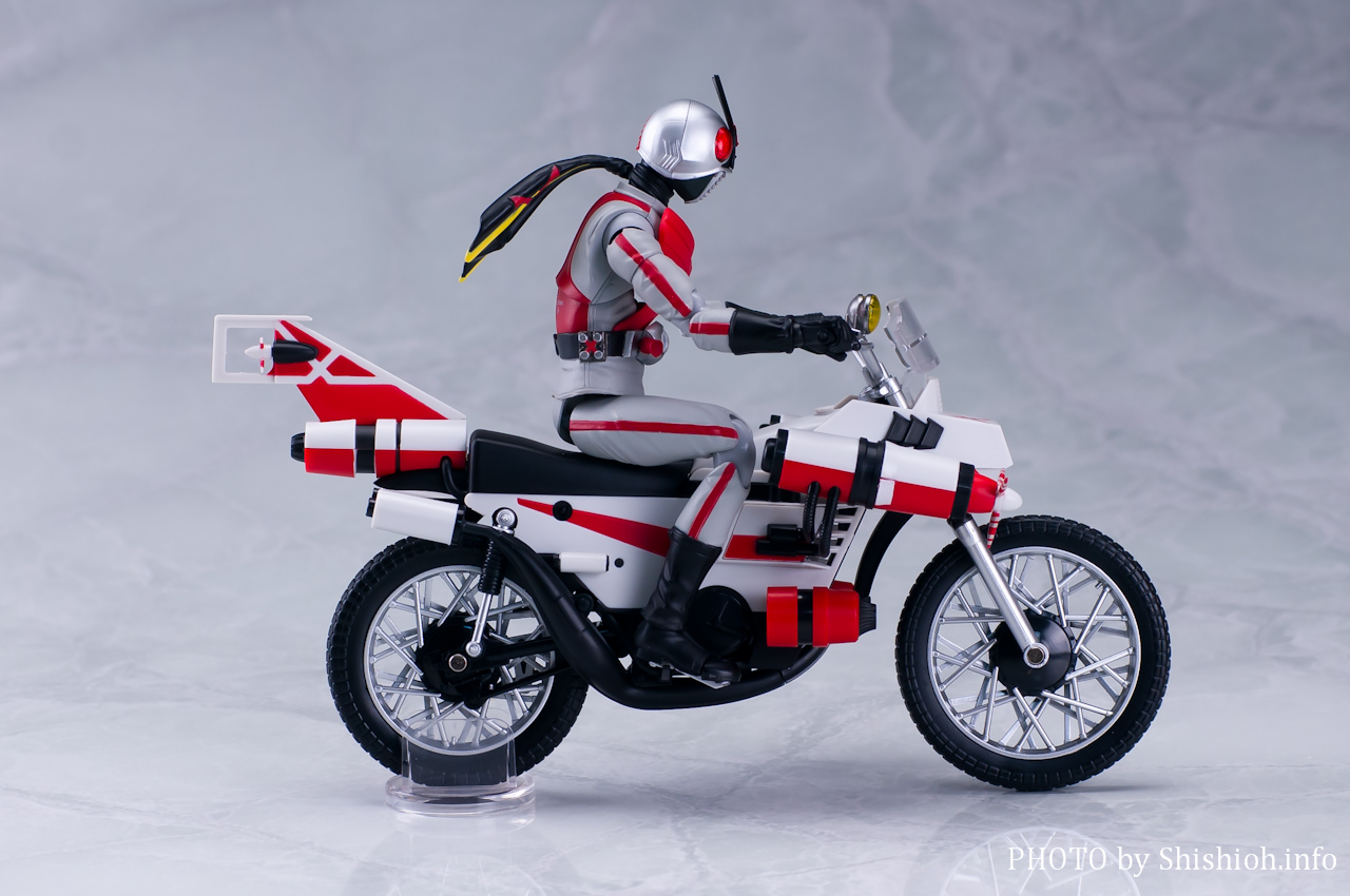 レビュー】 バンダイ 魂ウェブ商店 S.H.Figuarts 仮面ライダーX