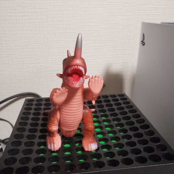 怪獣指人形ミラーマン「マルチ」 | ソフビマニア - 日本最大のソフビ