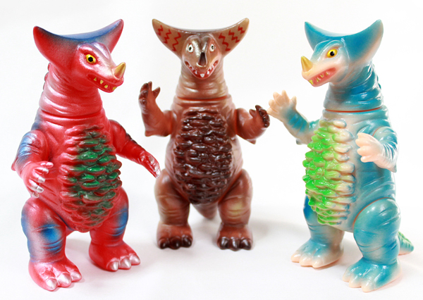 スクープ！ ブルマァクが気になる［リトル怪獣シリーズ］をスタート