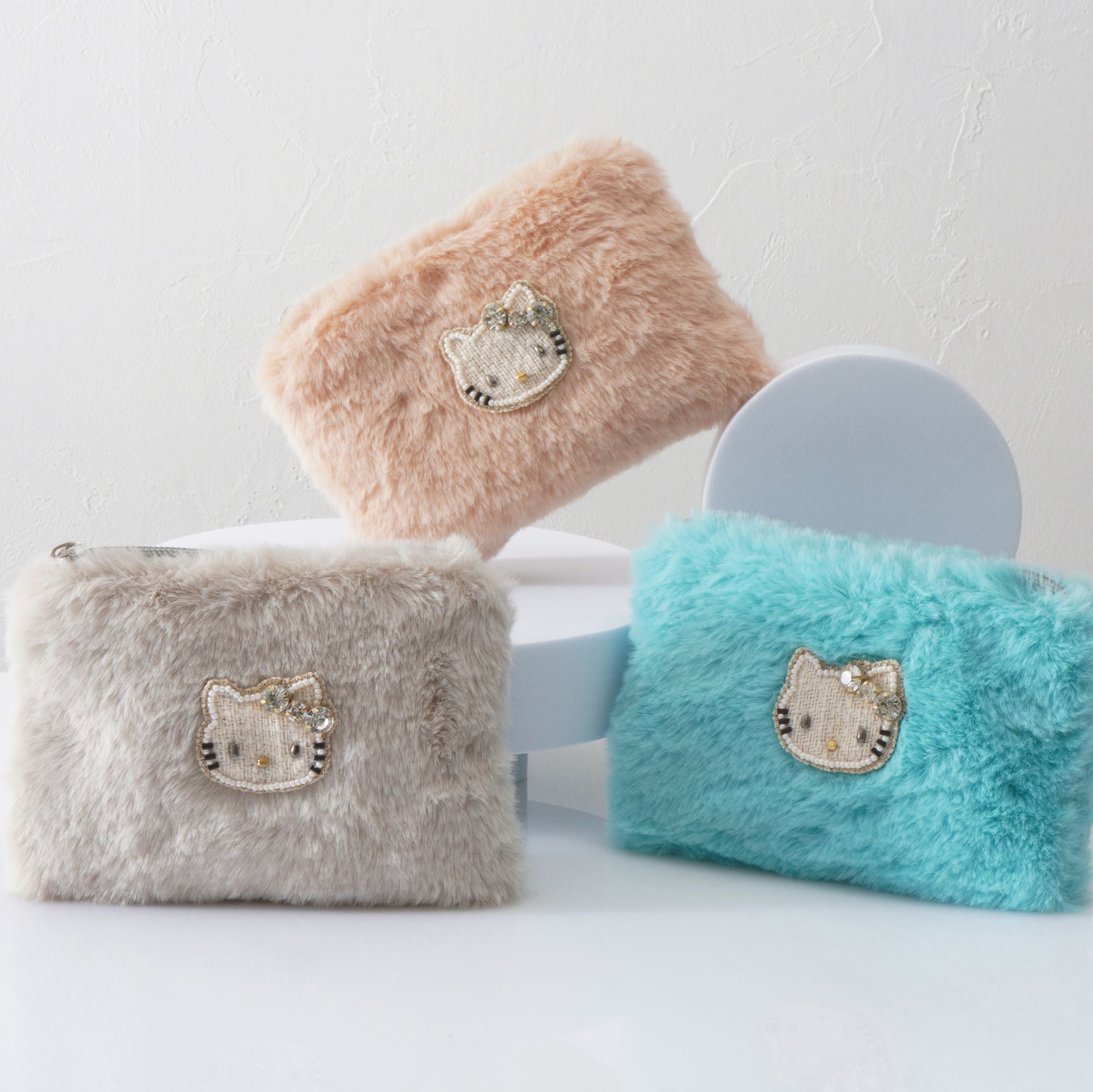 ハローキティ ファーポーチ – MAYGLOBE