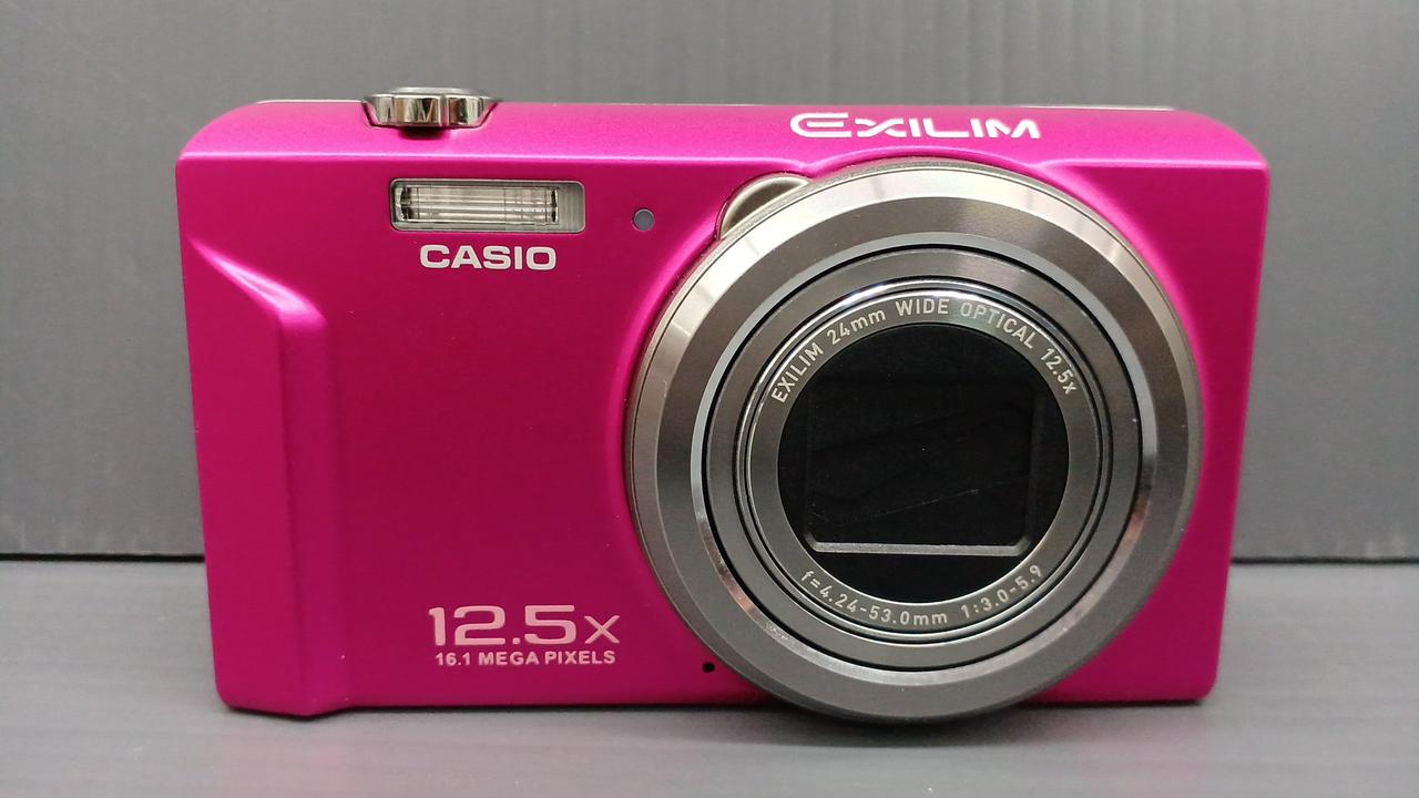 Casio Compact Digital Camera Model number: EX-ZS150 Used in Japan