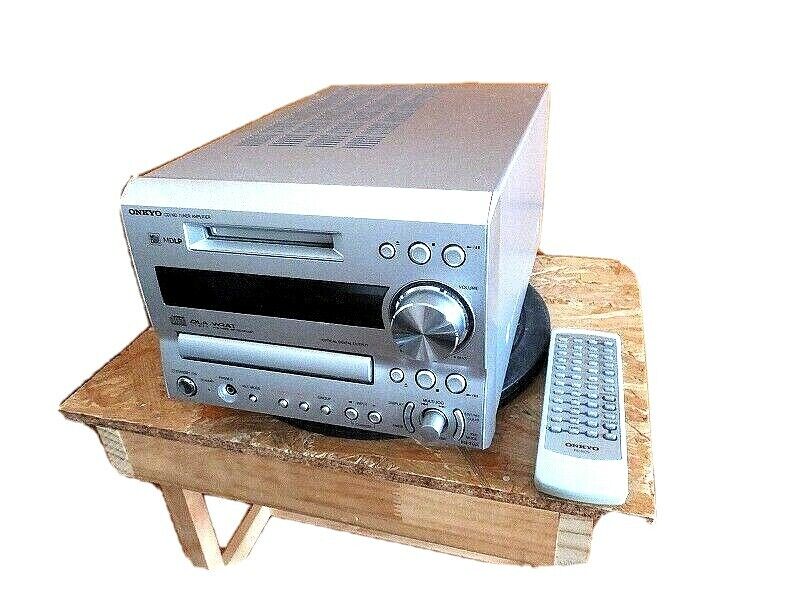 Near Mint Japan ONKYO FR-7GX CD MD tuner amplifier with remote